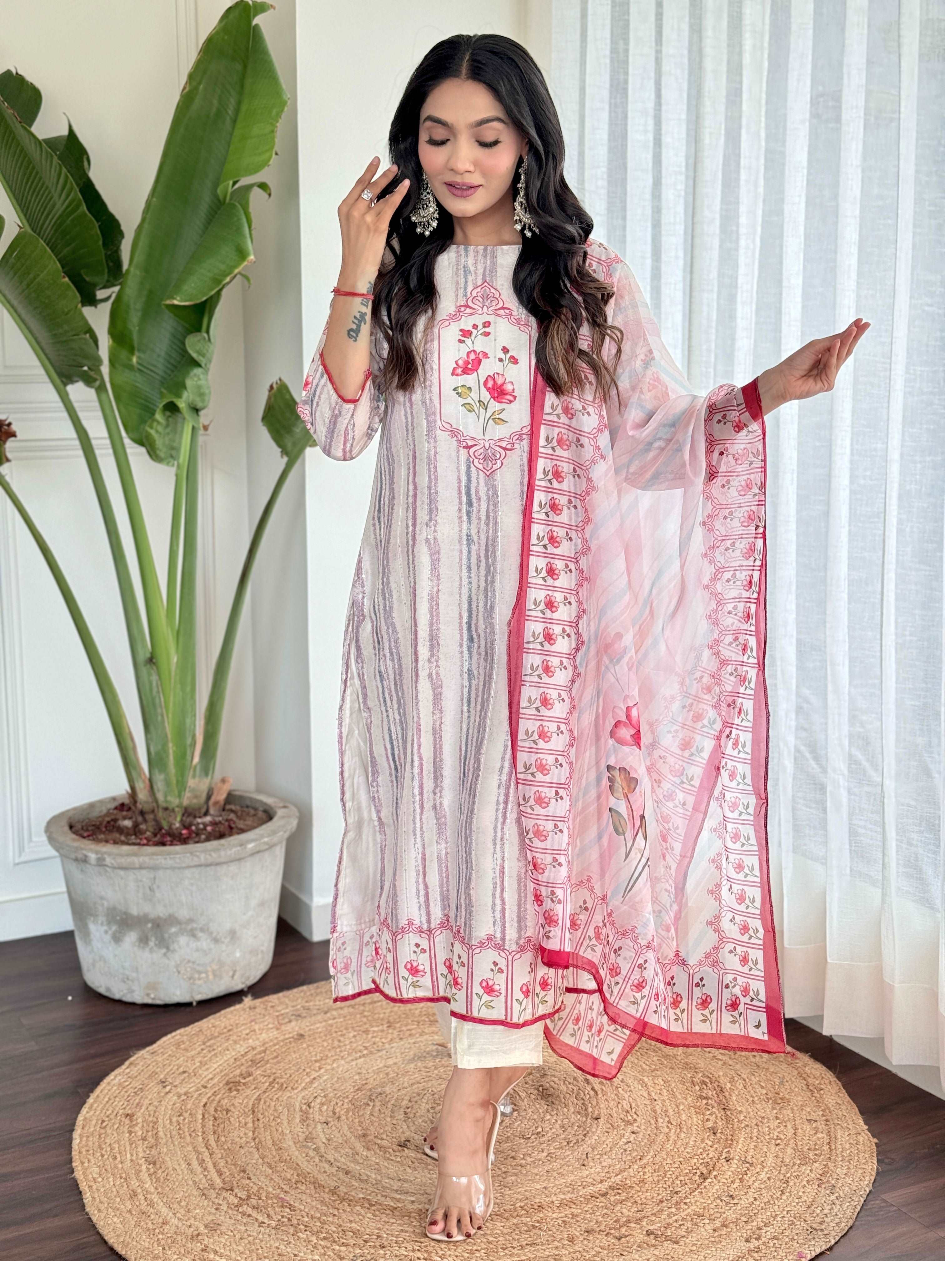 Women's Ethnic Set: Kurta, Pants, and Dupatta